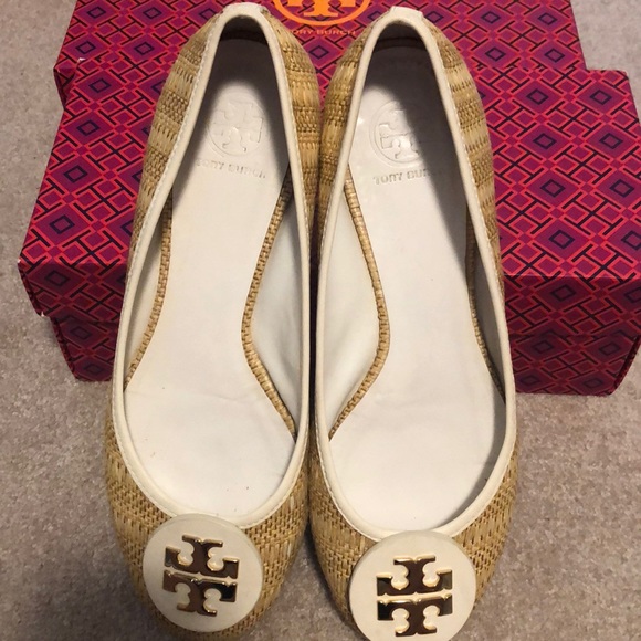 💯 Authentic Tory Burch Ballet flats! - Picture 2 of 4